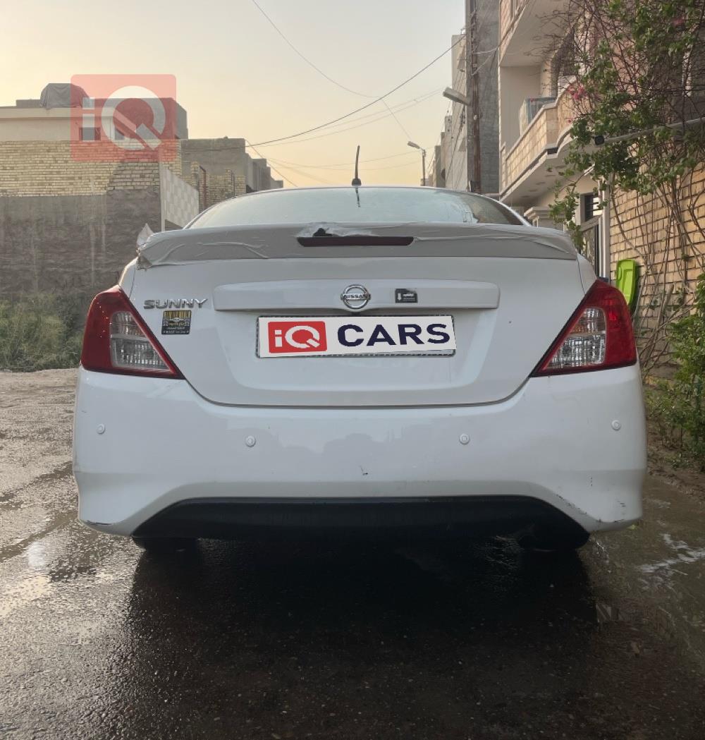 نيسان صني